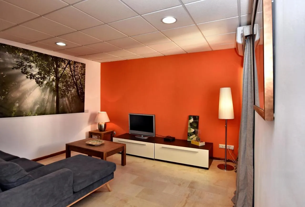 City Living Suite Tk 2 Rm 3. Saint Julian's